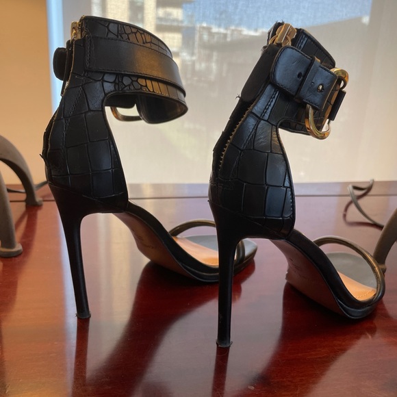 Rachel Zoe heels. Size 6 - Picture 2 of 7